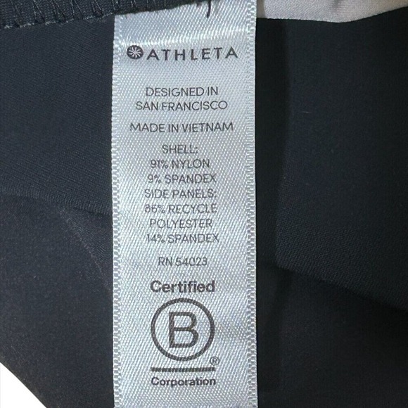 Athleta Womens workout pants - Picture 3 of 3